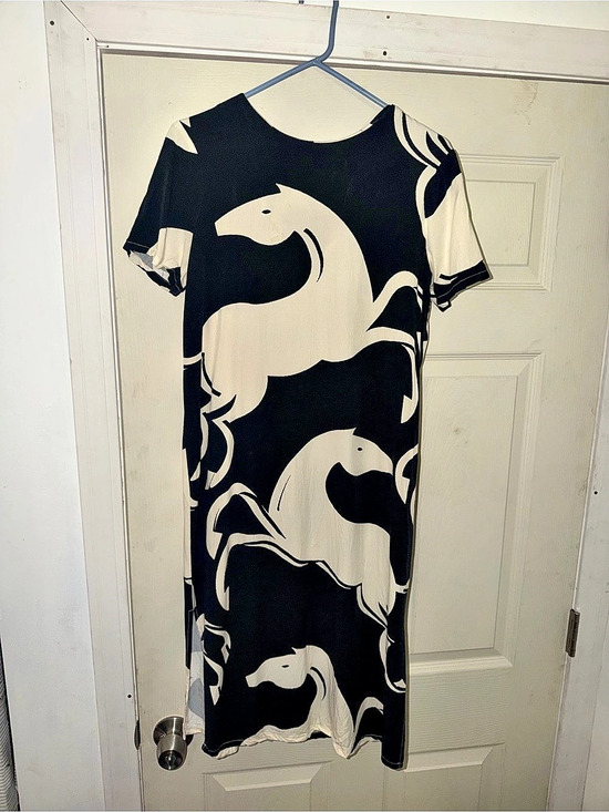 Corey Lynn Calter Dresses & Skirts - Corey Lynn Calter Abstract Midi Dress in Black & White Size Small